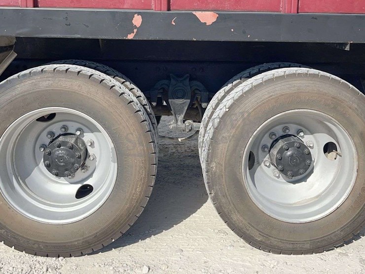 1989-freightliner-tandem-axle-grain-truck-image-79