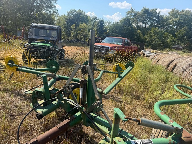 john-deere-702-image-20