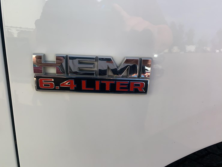 2017-dodge-2500-image-11