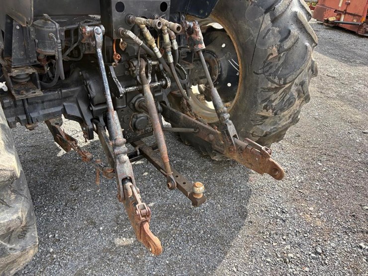 case-ih-685-image-20