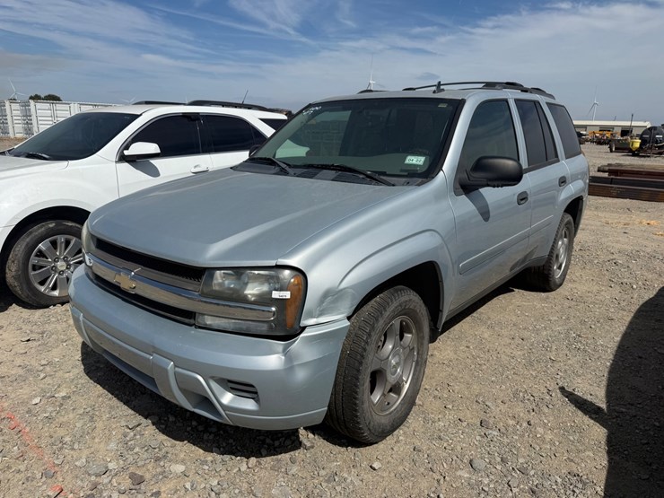 2007-chevrolet-trailblazer-image-1