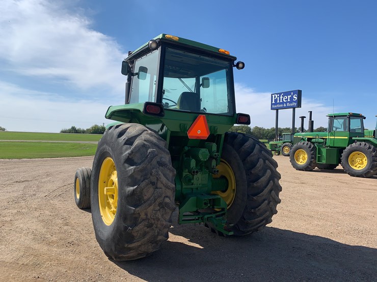john-deere-4630-image-9