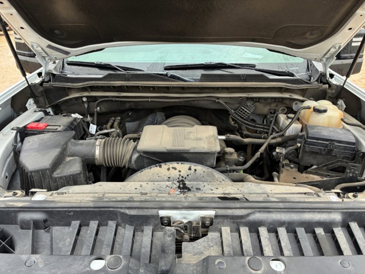 2024-chevrolet-silverado-3500hd-image-15