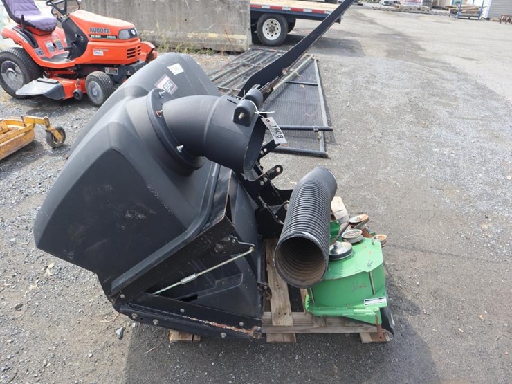 john-deere-bagger-attachment-image-2