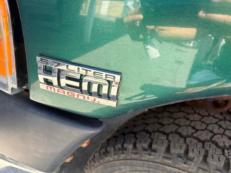 2003-dodge-ram-2500-image-12
