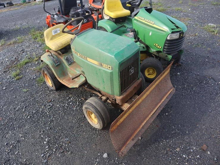 john-deere-160-image-1