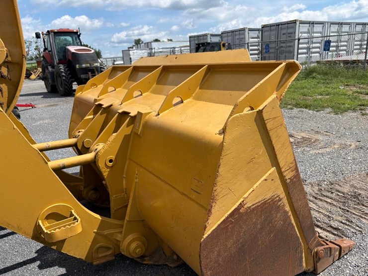 caterpillar-973-image-8