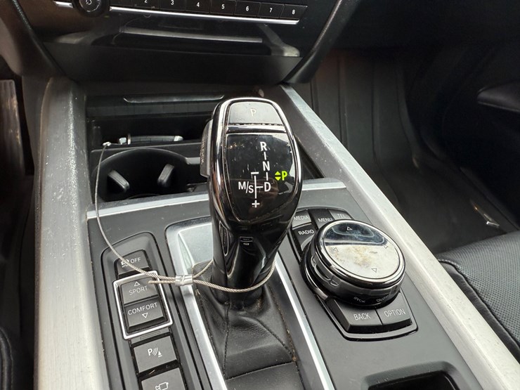 2014-bmw-x5-image-32