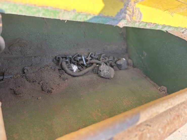 john-deere-8300-image-12