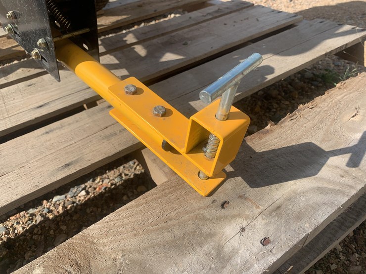 yard-works-spreader-image-8