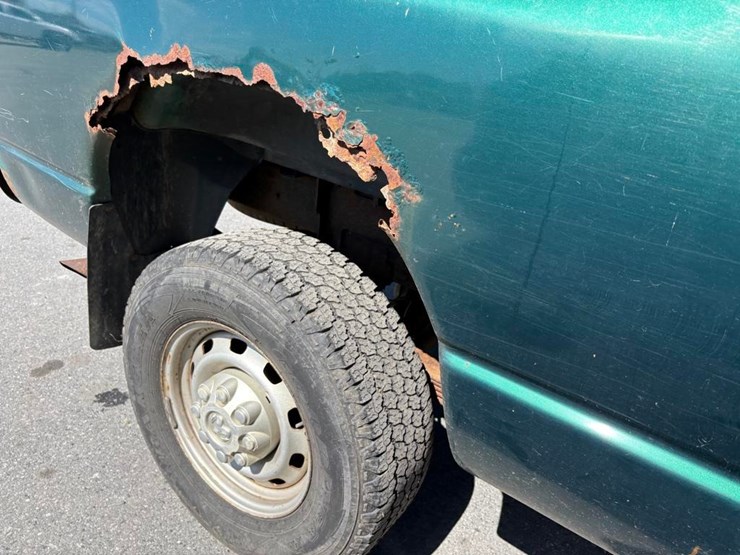 2003-dodge-ram-2500-image-8