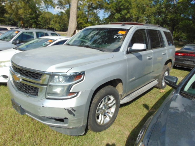 2014-chevrolet-tahoe-image-1