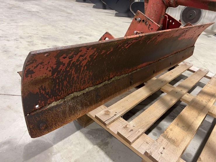 international-harvester-fast-hitch-6’-blade-image-16