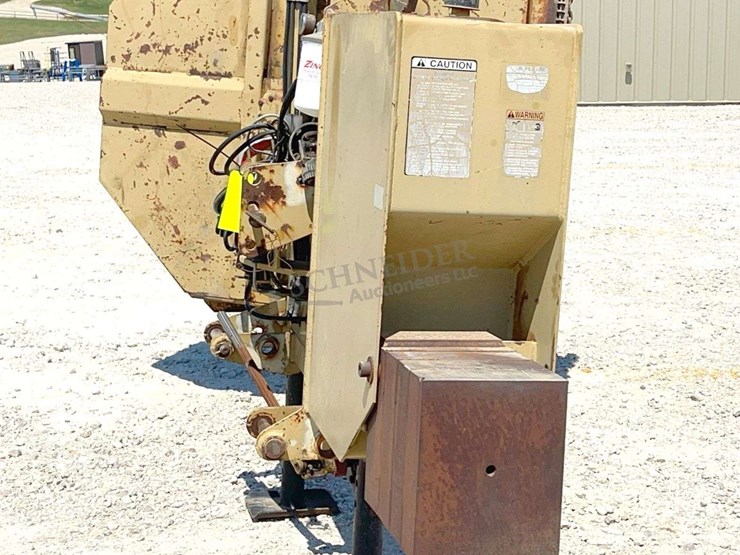 land-pride-rop2560-3-point-side-boom-mower-image-8