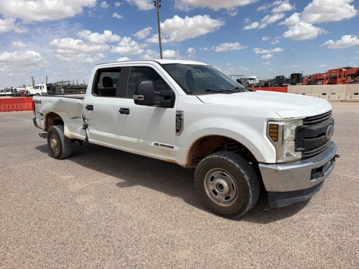 2019-ford-f350-image-3