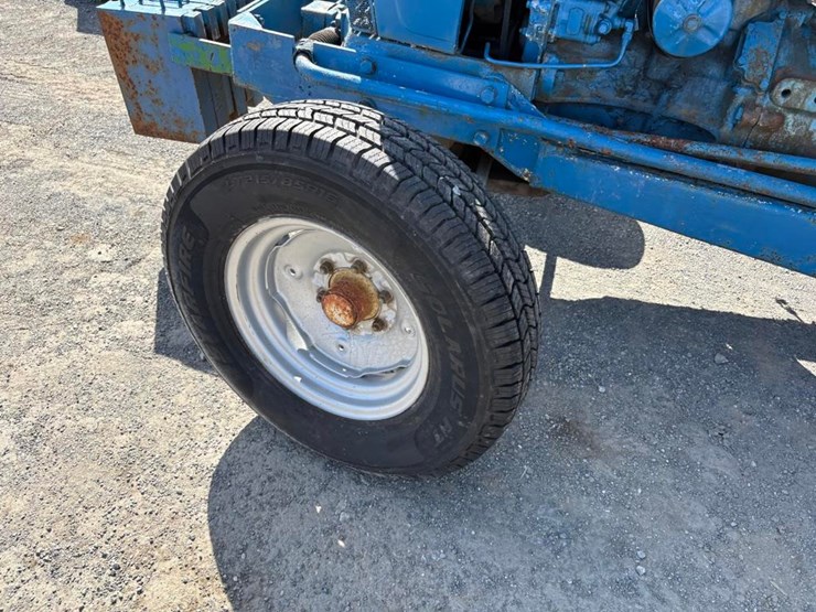 ford-4400-image-6