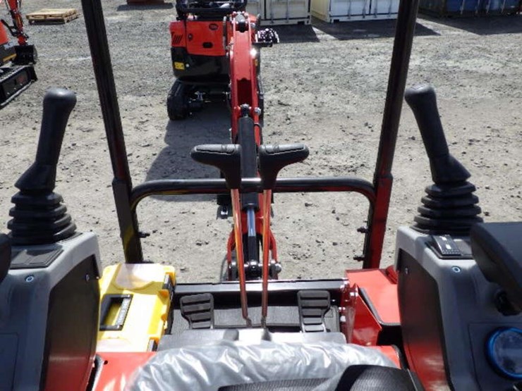 2026-tpm-tpm-18hh-hydraulic-excavator-image-22