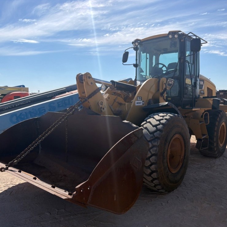 2012 CATERPILLAR 938K