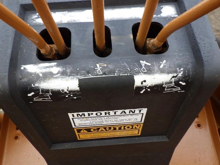 1981-case-580d-image-36