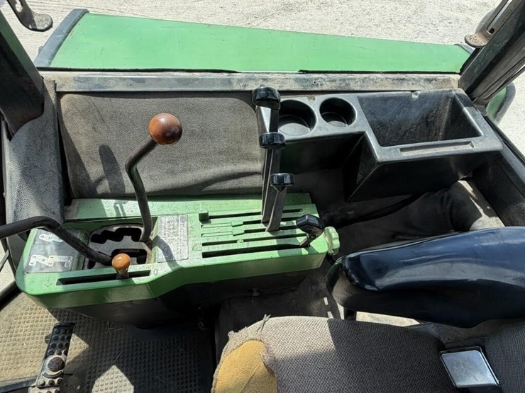 john-deere-4630-image-19