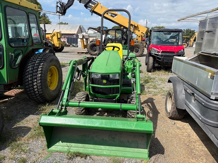 john-deere-1023e-image-2