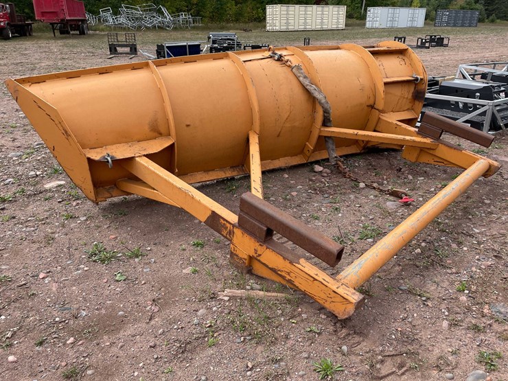 #5123-•-12'-angle-snow-plow-image-6