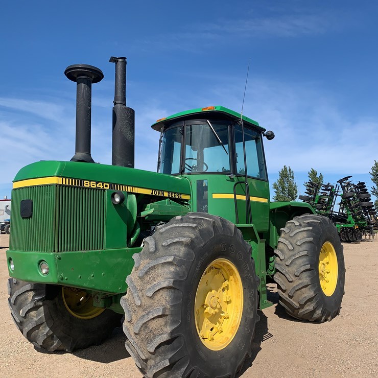 JOHN DEERE 8640