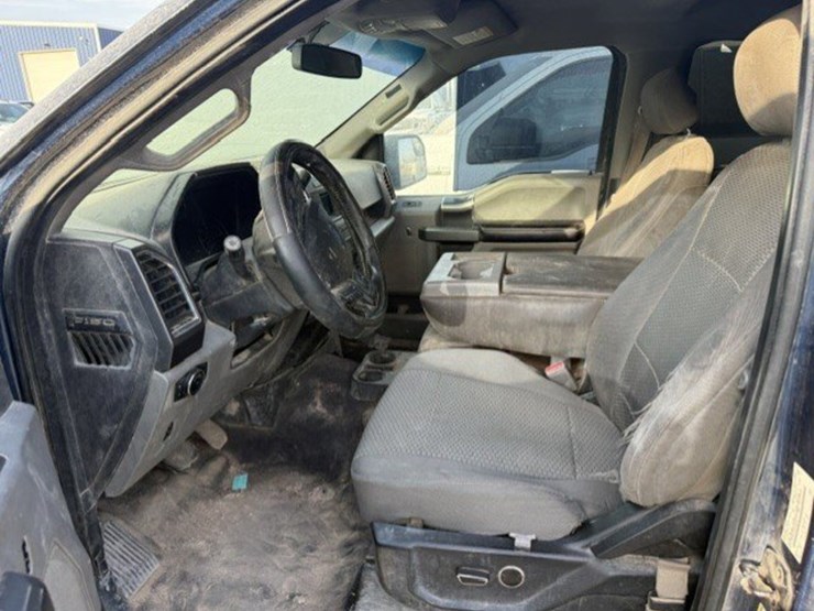 2016-ford-f150-image-5