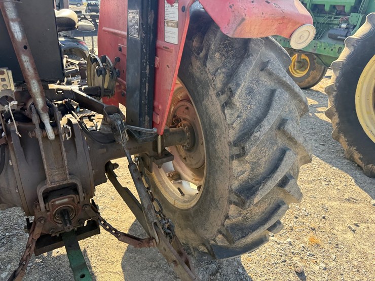 massey-ferguson-231-image-12