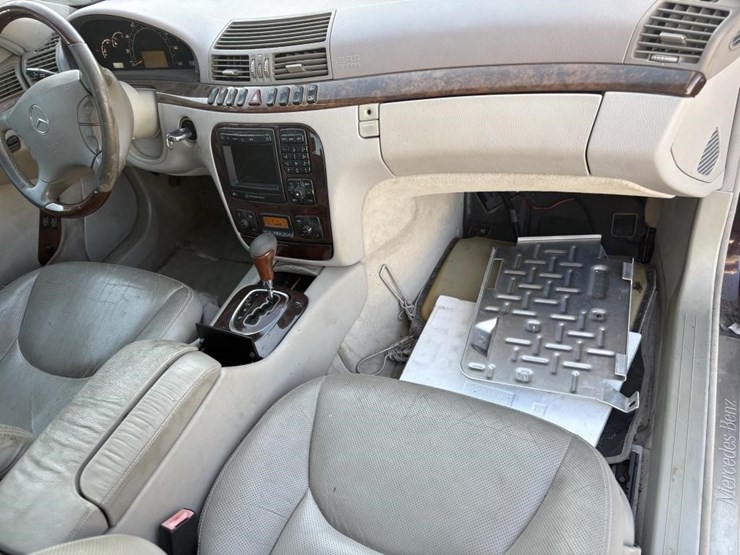 l1---2000-mercedes-benz-s500-image-18
