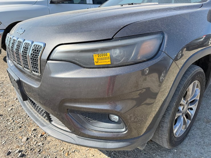 2019-jeep-cherokee-image-25