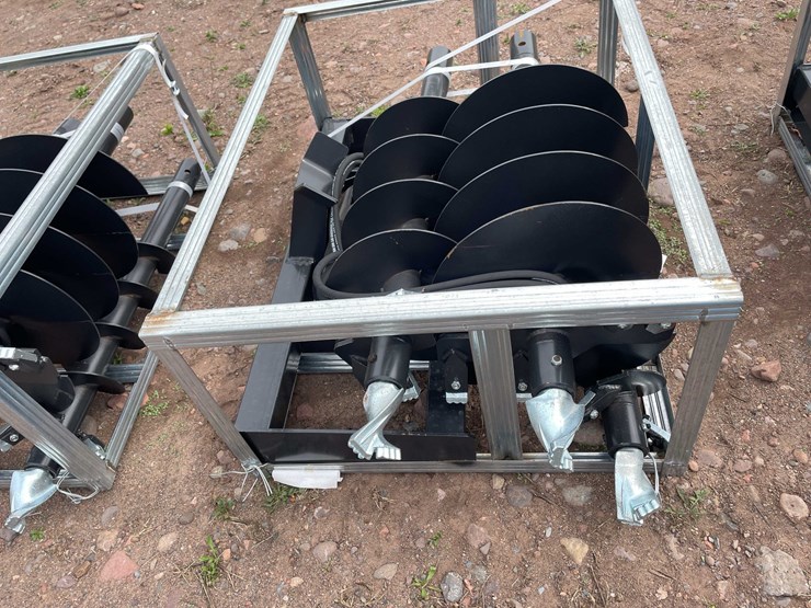 #5136-•-2026-jct-skid-steer-hydraulic-auger-drive-and-(3)-bits-image-4