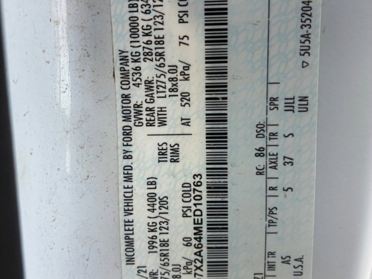 2021-ford-f250-image-11