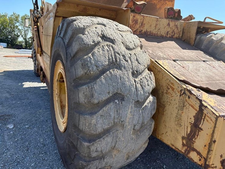 caterpillar-615-image-12