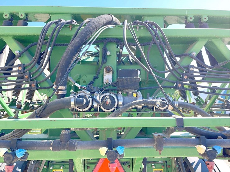 2010-john-deere-4630-image-16