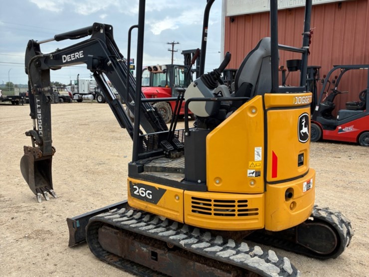 2023-deere-26g-image-3