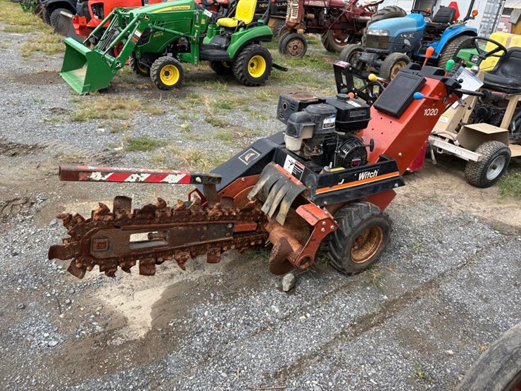 ditch-witch-1020-image-4