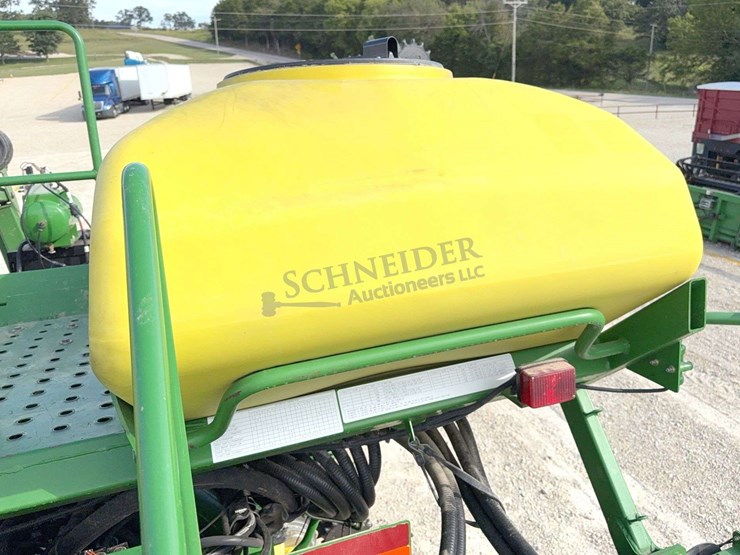 john-deere-1790-image-49
