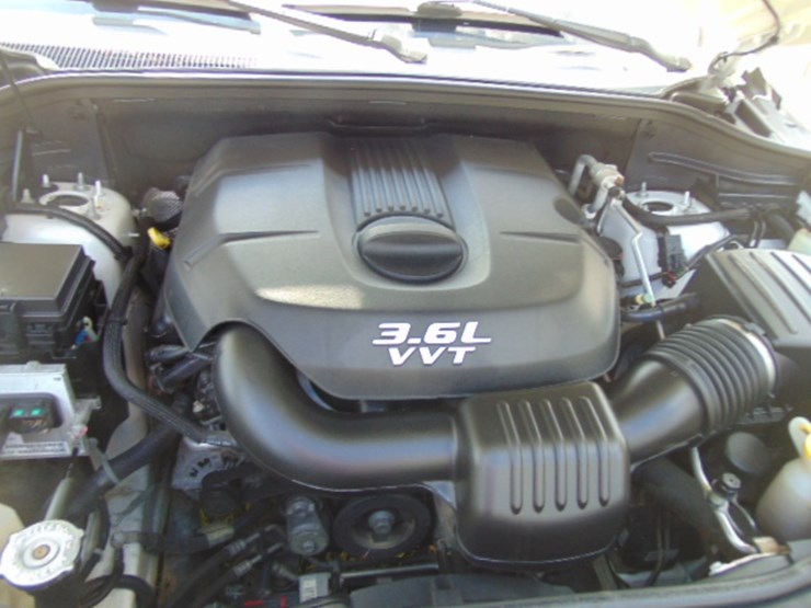 2013-jeep-grand-cherokee-laredo-image-7