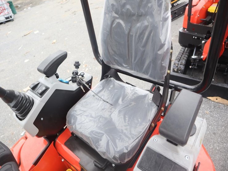 tpm-18hh-mini-excavator-image-9