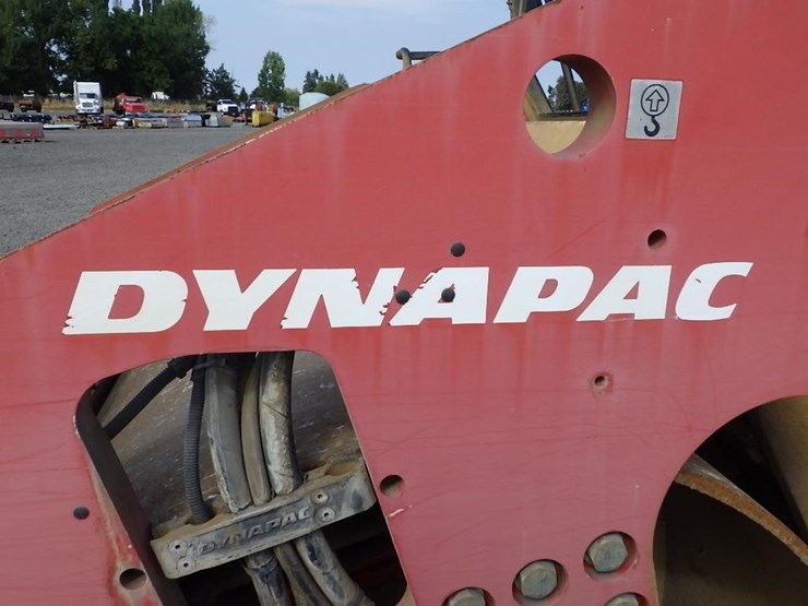 2015-dynapac-cc524hf-image-13