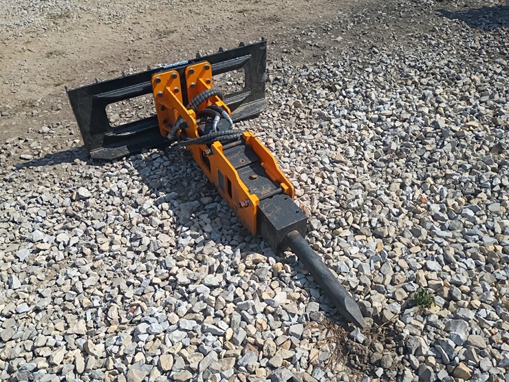 #26905-•-future-hydraulic-breaker-skid-steer-attachment-image-2