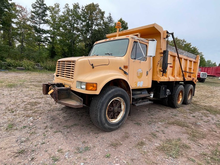 international-4900-image-1