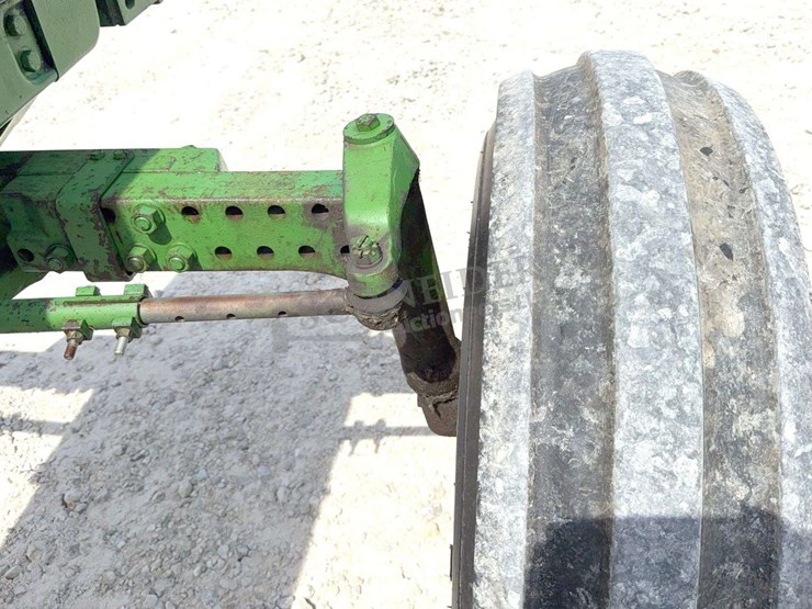 john-deere-4230-image-42