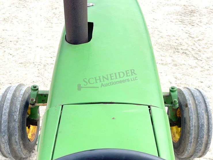 john-deere-2840-image-47