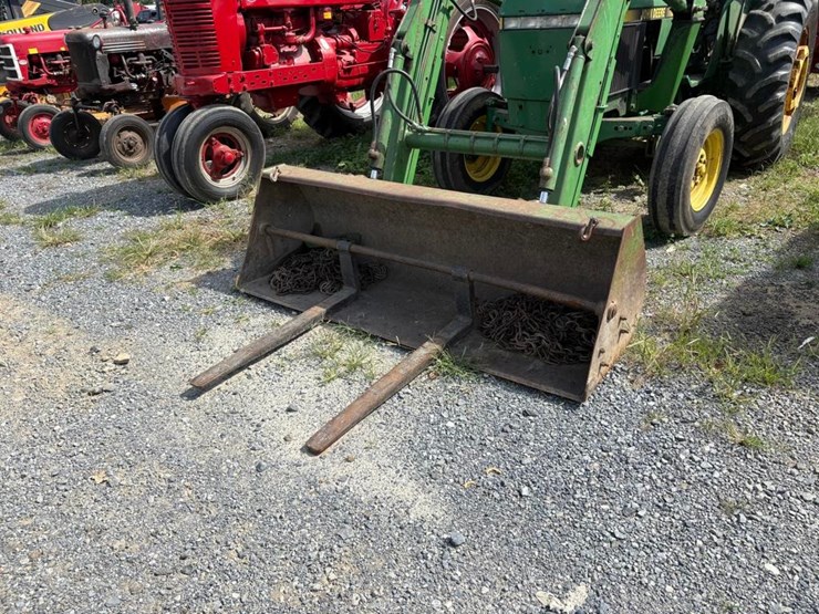 john-deere-2155-image-4