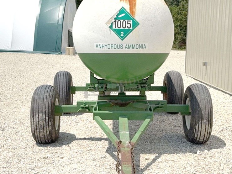 1,000-gallon-anhydrous-wagon-image-8