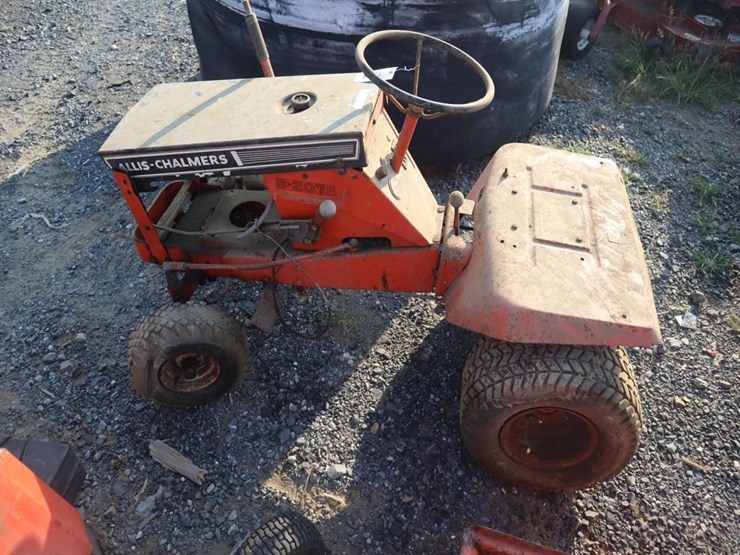 allis-chalmers-b207e-lawn-&-garden-tractor-image-5