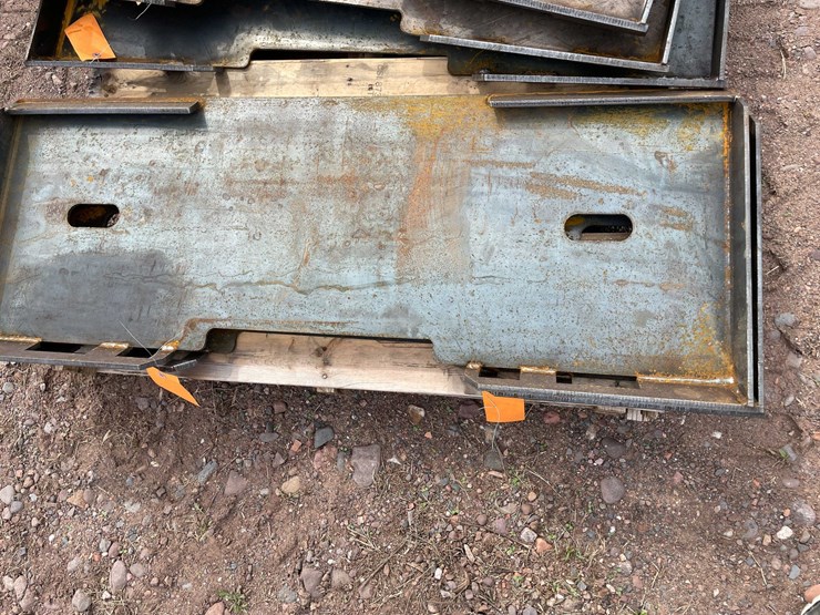 #5097-•-formed-skid-steer-frame-image-1