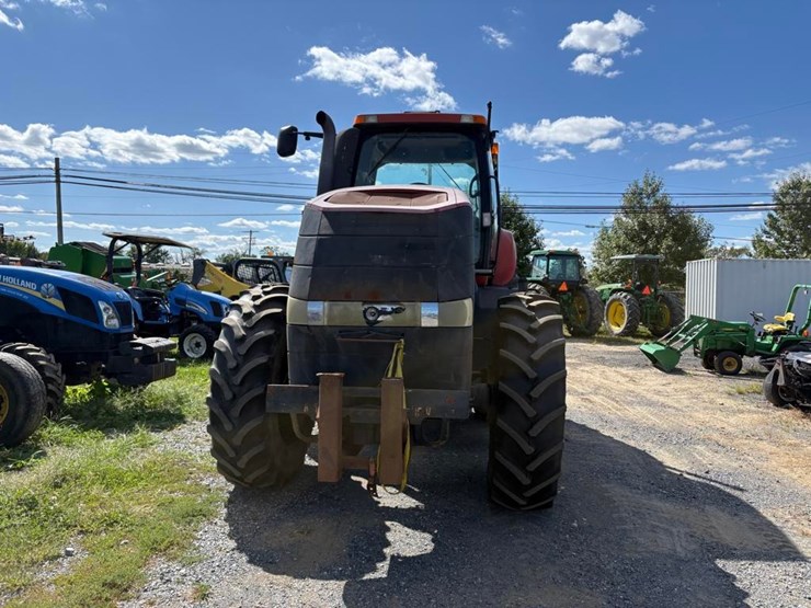 case-ih-magnum-235-image-7